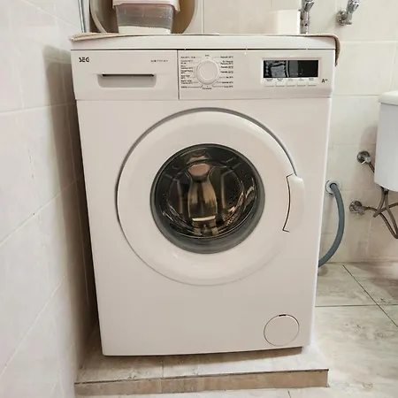 Kuk Apartment