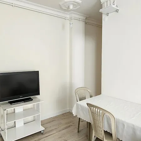 Kuk Apartment *